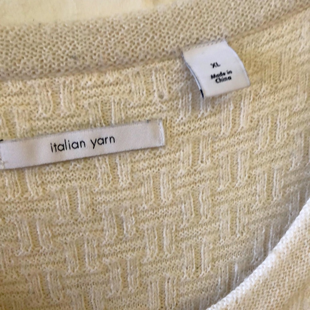 Men’s long sleeves Italian yarn XL off white sweater